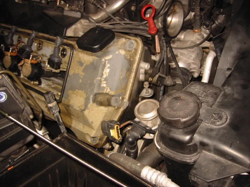 Valve Cover removal many pics (untouched injectors)