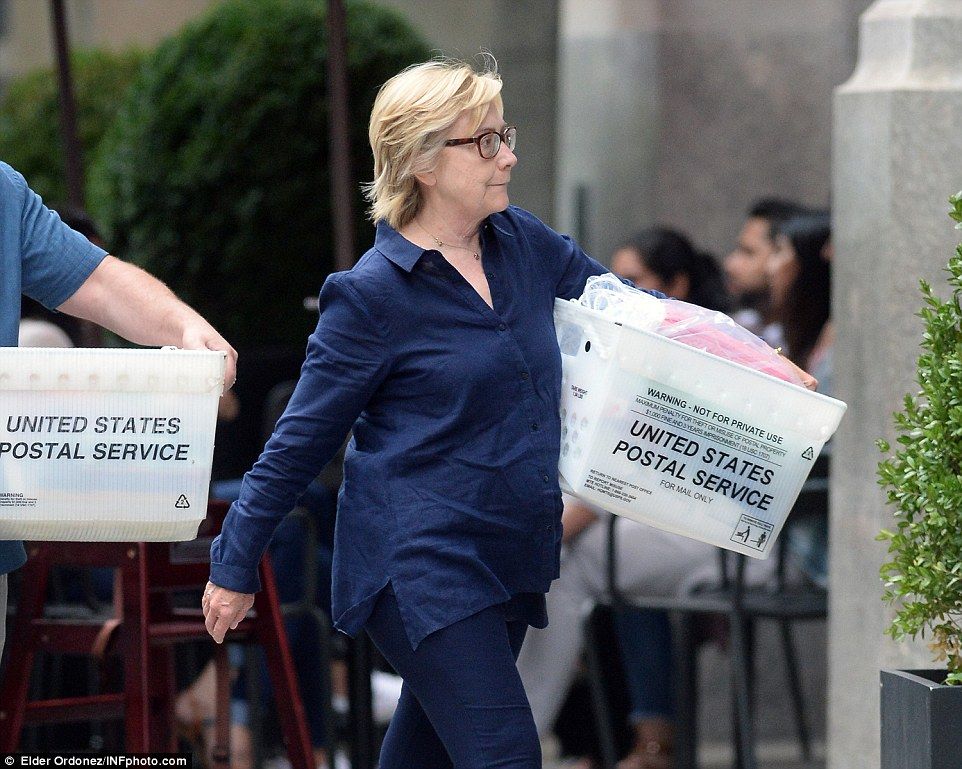  photo 361D2F2D00000578-3682689-Meanwhile_a_makeup_free_Hillary_was_seen_carrying_a_box_of_files-a-7_14681305326271_zpsd4t5g6hl.jpg